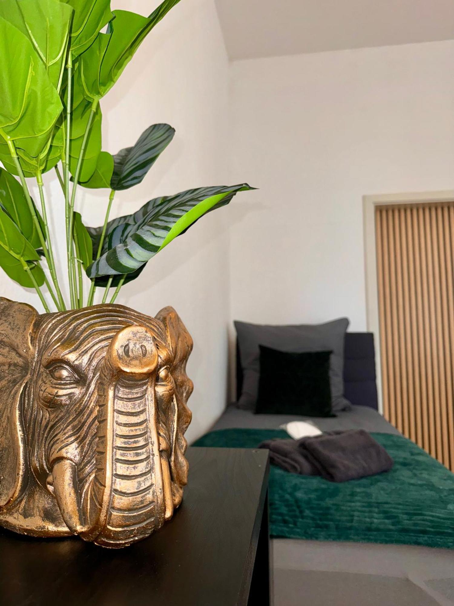 Wohnung Im Zentrum 1 Magdeburg Bagian luar foto