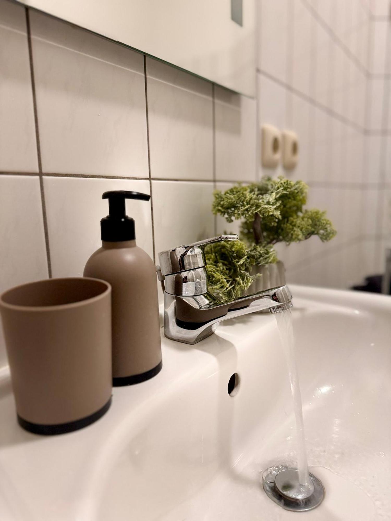 Wohnung Im Zentrum 1 Magdeburg Bagian luar foto